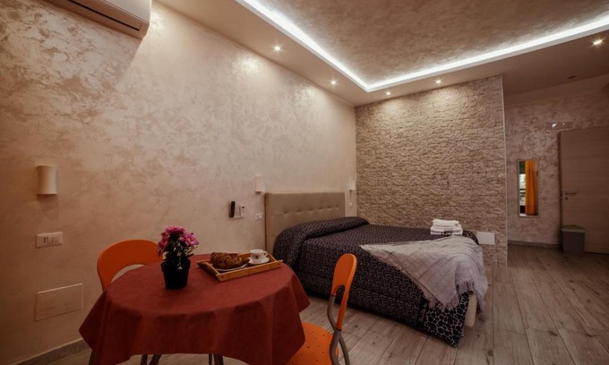 Crotone Lit Et Petit-Déjeuner | B&B La Colonna
