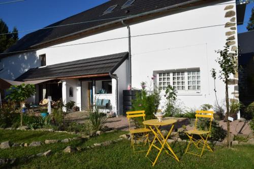 Saint-Fargeol Lit Et Petit-Déjeuner | B&B La Fleur