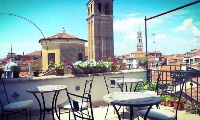 Cannaregio Lit Et Petit-Déjeuner | B&B La Terrazza Dei Miracoli, Venice