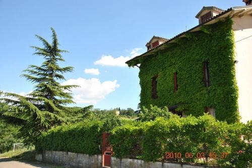 Fornovo di Taro Lit Et Petit-Déjeuner | B&B La vecchia quercia Home Restaurant