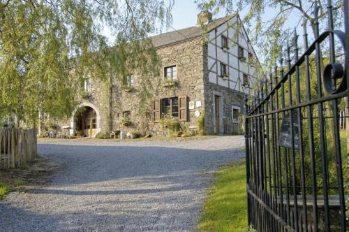 Cheoux Lit Et Petit-Déjeuner | B&B Le Clos de la Fontaine