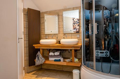 Merkelbeek Lit Et Petit-Déjeuner | B & B M 3