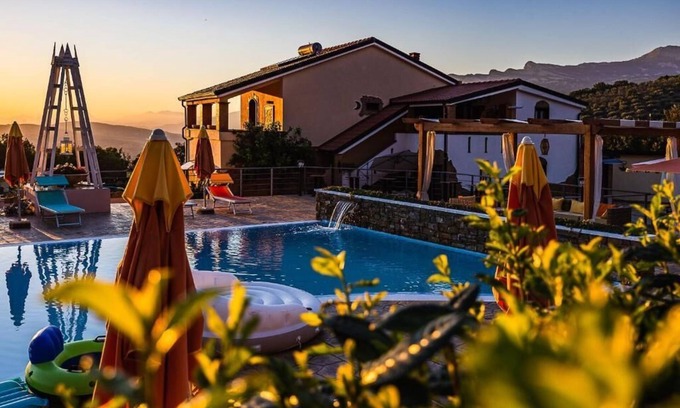 Aquara Autre | B&B Masusà, Wifi, swimming pool, restaurant, bar, free parking, nature...