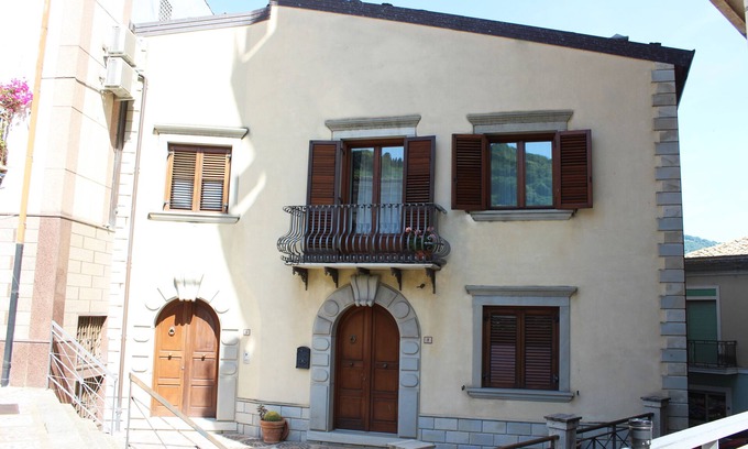 San Piero Patti Lit Et Petit-Déjeuner | B&b Petra