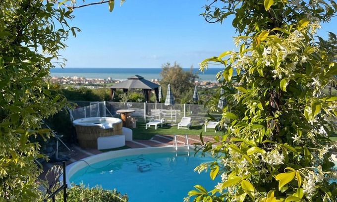 Mondolfo Lit Et Petit-Déjeuner | B&B Villa Alma
