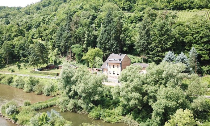 Punderich Lit Et Petit-Déjeuner | B&B Villa Altero
