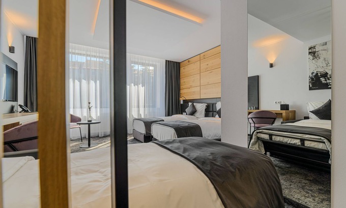 Sfantu Gheorghe Hôtel | B THE HOTEL