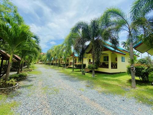 Ko Chang Maison | Baanrimklong bungalow