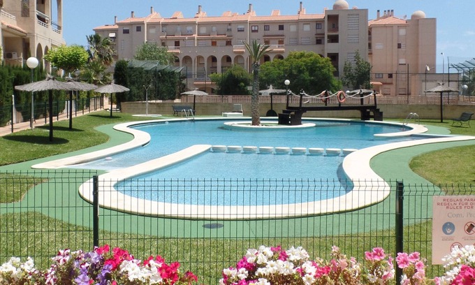 Muchamiel Appartement | ★ SPECIAL FAMILLES ★ 2ème LIGNE DE PLAGE, 2 PATIOS, Piscine Garage WIFI