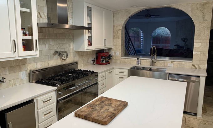 Highland Park West Maison | Bachelorette / Bachelor / Mariages / ACL 4500 pc; Options STR & LTR, terrasse!