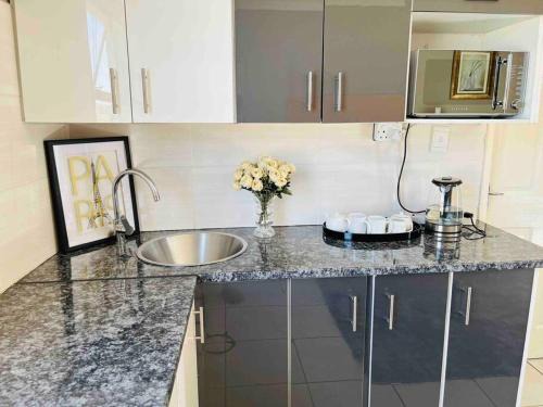 Rustenburg Appartement | Bachelor suite in Rustenburg