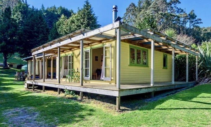Rotoma Cottage | Arrière de Beyond Cottage - Lac Rotoehu Holiday Home
