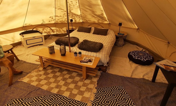 Sint-Antelinks Location De VR | Back-to-Nature - Glamping Zonnebloem Une expérience de retour aux sources