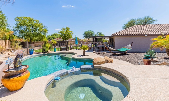 Surprise Maison | Backyard Oasis with Private Pool & Putting Green!