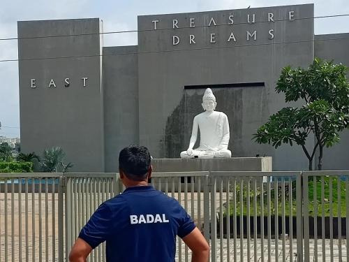 Rau Appartement | Badal Home Stay Indore Near IIM Indore, RRCAT and IPS, Medicap