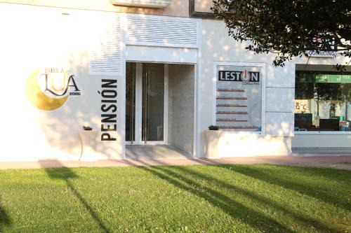 Sarria Maison | Baixo a Lua Rooming