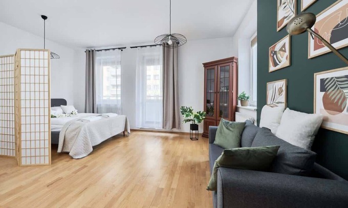 Fabryczna Appartement | Bajana 13 | Spacious Studio | Quiet neighborhood
