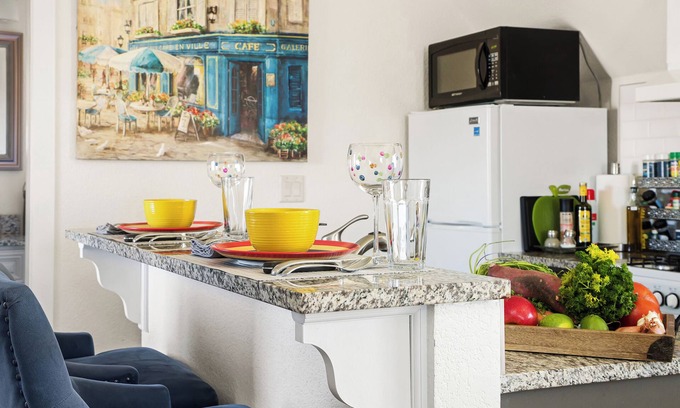 Baker Appartement | Baker Studio-Fast WiFi, Kitchen, W/D
