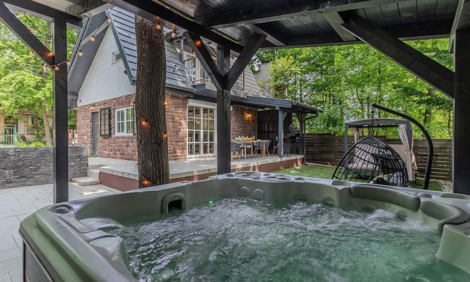 Balatonszepezd Maison | BalChill House With Sauna And Jacuzzi, Balatonszepezd, Hungary