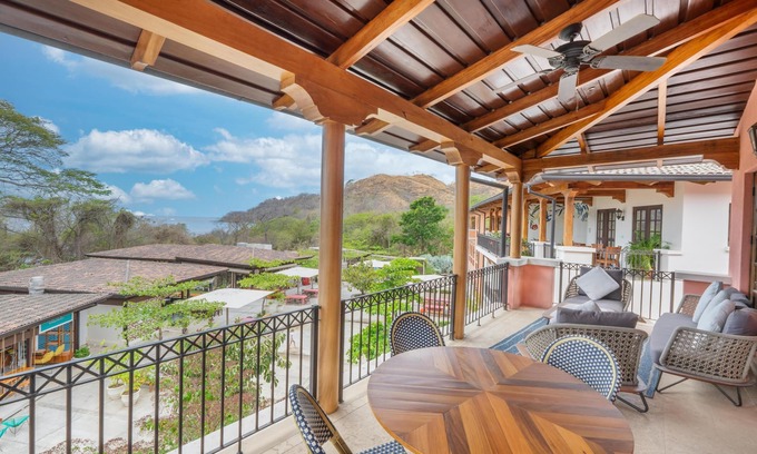 Las Catalinas Copropriété | Balcony condo with stunning ocean views