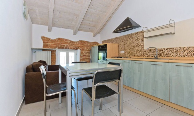 Pollenzo Appartement | Balcony in Pollenzo, just minutes from Alba and Bra