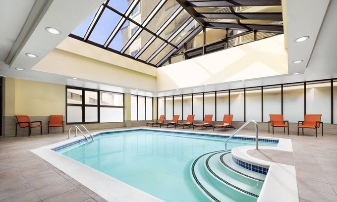 Crested Butte Hôtel | Balcony Suite w/ Kitchenette | Perfect for Couple Stay with Pool Access