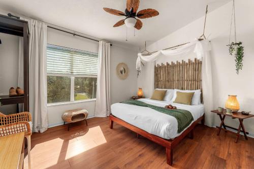 Gainesville Maison | Bali Bliss Updated & Well-Appointed Condo