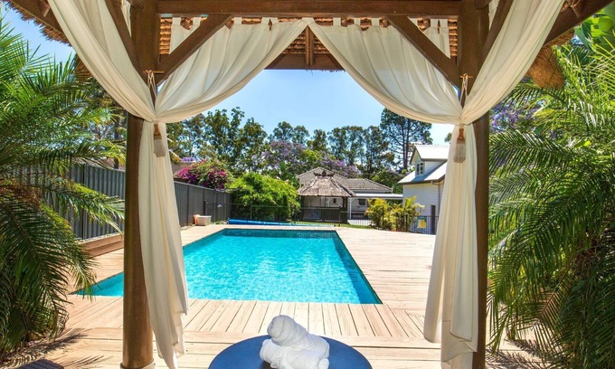 Nowra Maison | Bali Huts - resort style home