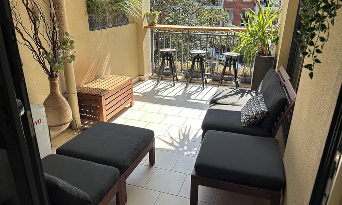 Balmain Appartement | Balmain Retreat with Resort Style heated 25m Pool & only 5 minutes to Sydney CBD