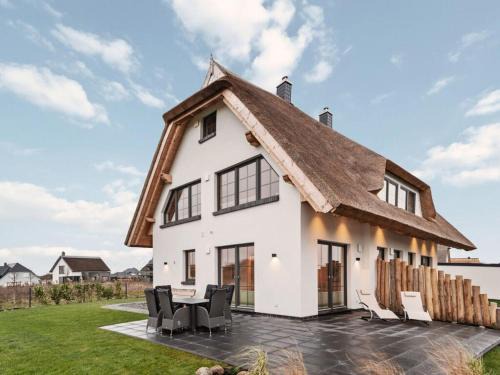 Dranske Maison | Baltic Sea view Comfortable holiday residence