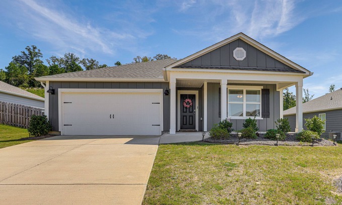 Northport Maison | Bama Game Day Base: Newly Built Home Near UA!