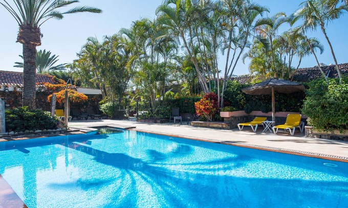 San Miguel de Abona Maison | Banana Plantation Experience with Heated pool