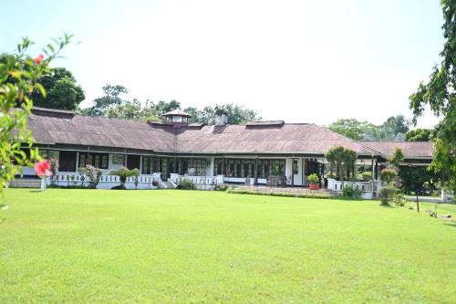 Jorhat Station Balnéaire | Banyan Grove