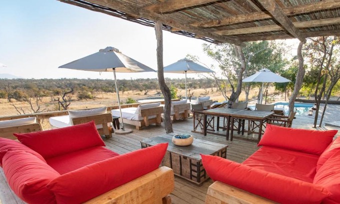 Thorny Bush Game Reserve Chalet De Ski | Baobab Ridge
