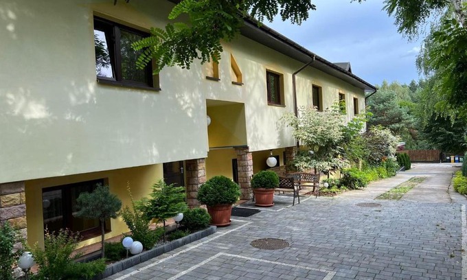 Inowlodz Hôtel | Bar Sandacz