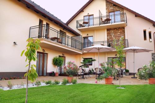 Tihany Appartement | Barackvirág Apartmanház