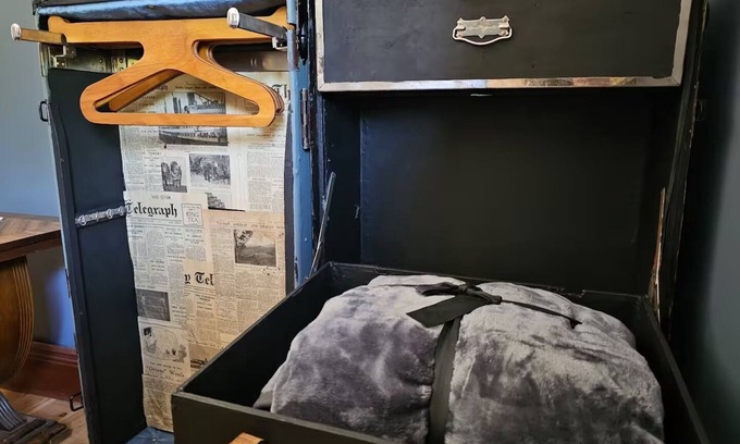 Gunning Maison | Barbour House - Self Contained BnB Share Save