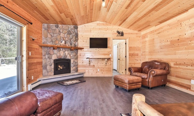 Arbor Vitae Cabine | Barndominium Cabin in the Northwoods of Arbor Vitae WI minutes from Slo's Pub