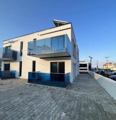 Chrisi Akti Hôtel | Barocco Island Studios