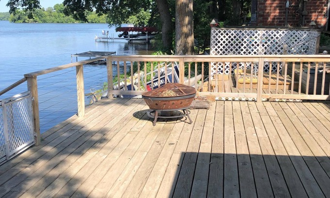 Barrett Cabine | Chalet à louer au lac Barrett, à l'année!