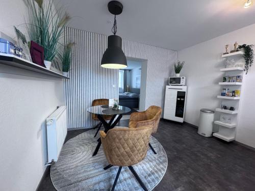Bueckeburg Appartement | Barrierefrei - 24Std-CHECK-IN kontaktlos - Kingsize Bed - W-LAN - Parkplatz W 3