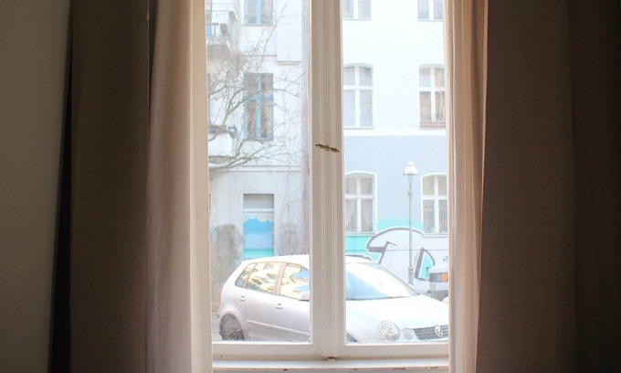 Friedrichshain-Kreuzberg Appartement | Basic Room in Berlin-Kreuzberg 1