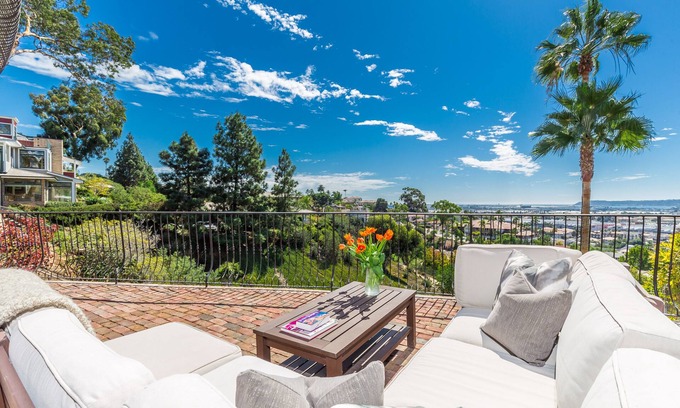 Mission Hills Appartement | Magnifique 3 BR / 3BA Cape Cod dans le coeur de San Diego - nouvellement construit