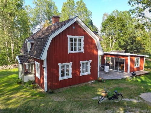 Linneryd Maison | Bastanäs Rosenberg