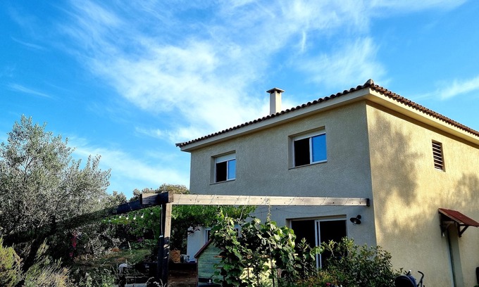 Ocana Villa | Bastelicaccia, Belle Maison Familiale havre de paix entre mer et montagne