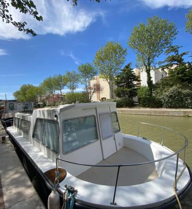 Anatole France Location De Bateaux | Bateau Mama Mia