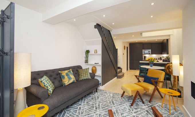 Bath Maison | Bathwick Retreat - Newly refurbished stylish house just 5 minutes from city centre - with parking