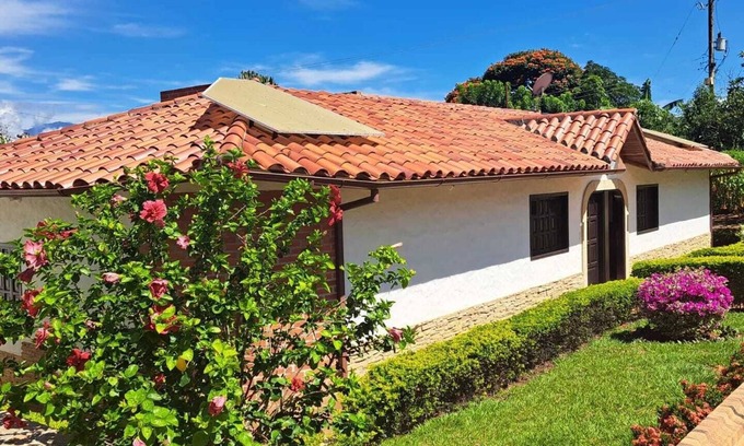 Barichara Maison | Baviera Suite, Acogedora e Ideal Para Pequeñas Familias