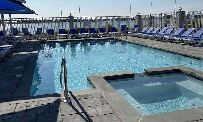 Southend Maison | Bay front, fabulous sunset views, waterfront pool , beaches in Brigantine. NJ!