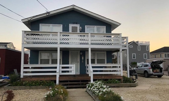 Ship Bottom Maison | Bay Side Second Floor Duplex in Ship Bottom walking distance to shops, pubs, resturants 140561